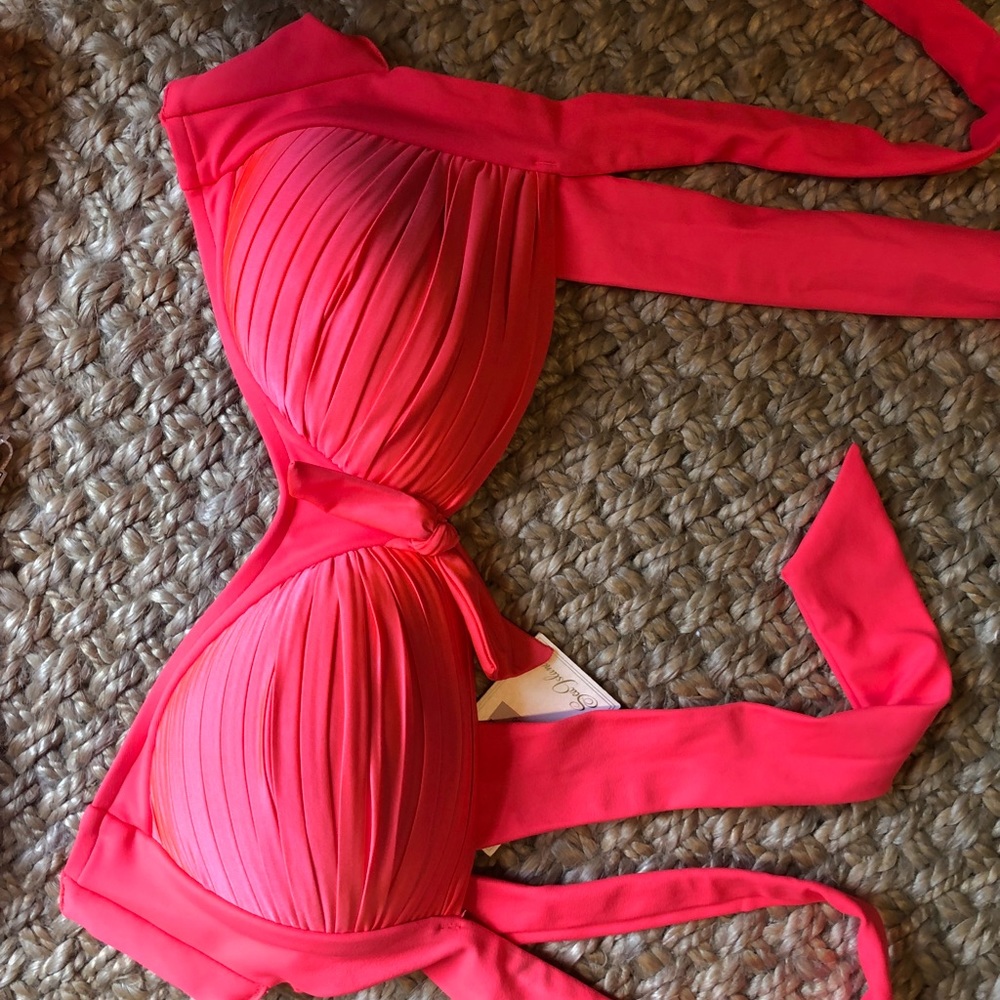 bathing suit - Picture 2 of 3